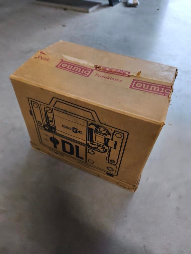 EuMig Mark DL Filmprojector in originele doos, Ophalen, Gebruikt, Met scherm