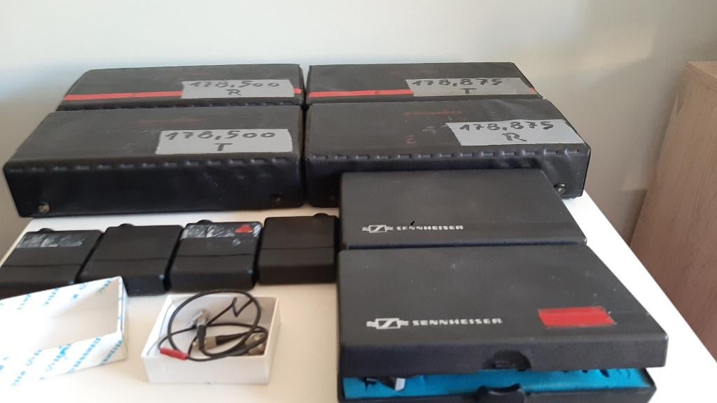 Sennheiser Mikroport dubbele ontvanger/zender set, Muziek en Instrumenten, Microfoons, Ophalen of Verzenden, Zo goed als nieuw