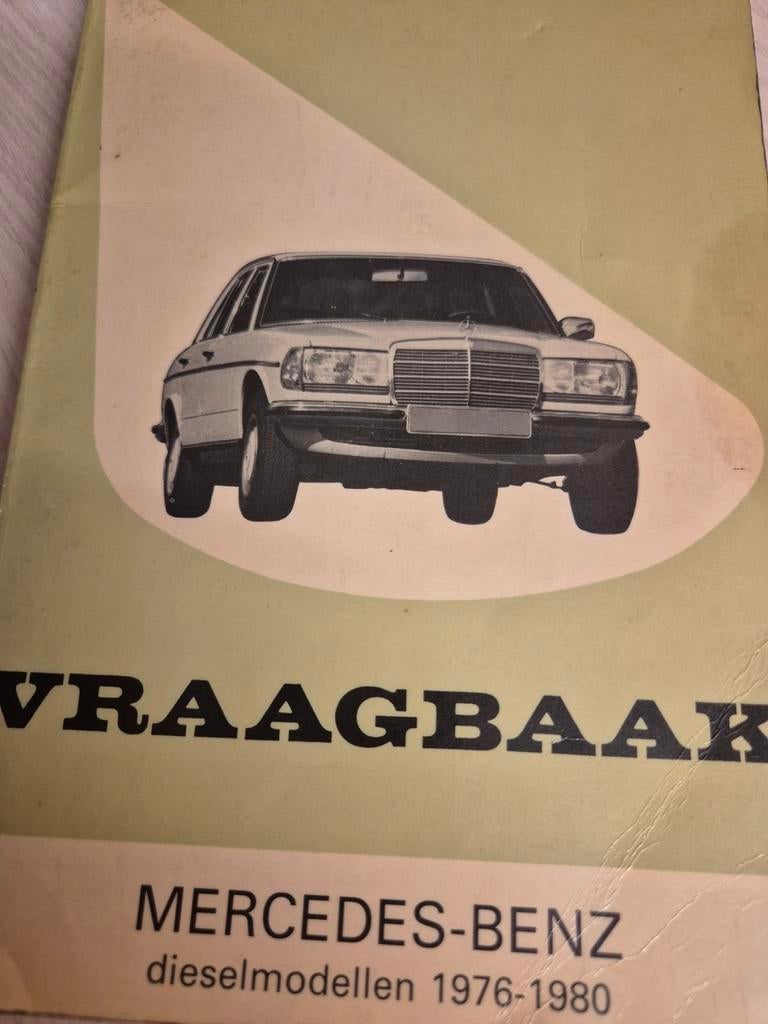 Éérste type Mercedes w123 200 300serie vraagbaak óók 300TD, Ophalen of Verzenden