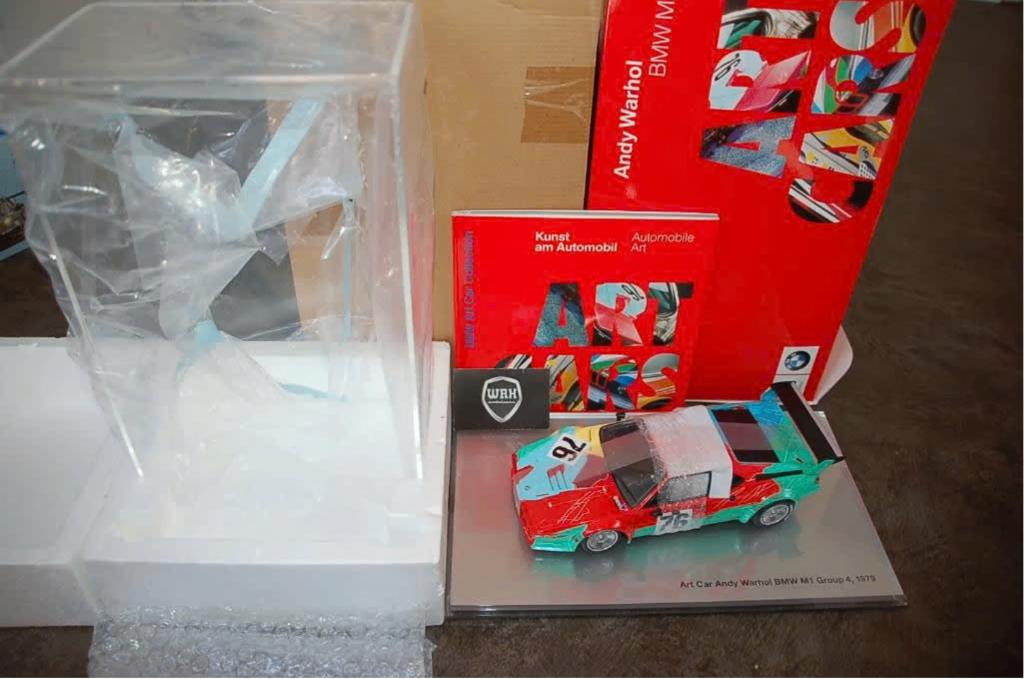 1:18 BMW M1 ART CAR WARHOL Minichamps MINT IN BOX WRH, Hobby en Vrije tijd, Modelauto's | 1:18, Verzenden, Nieuw, Auto, MiniChamps