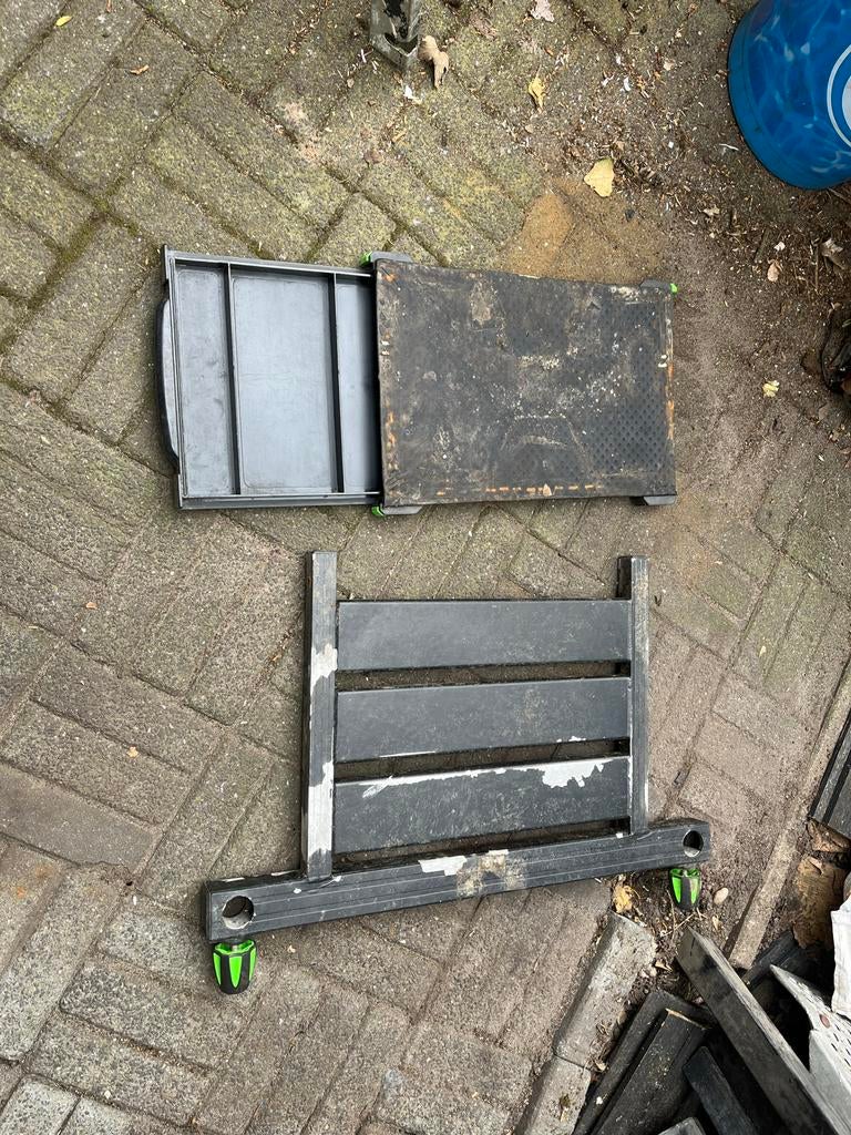 Voet plateau met lade voor 36 mm viskist, Ophalen of Verzenden, Gebruikt, Overige typen