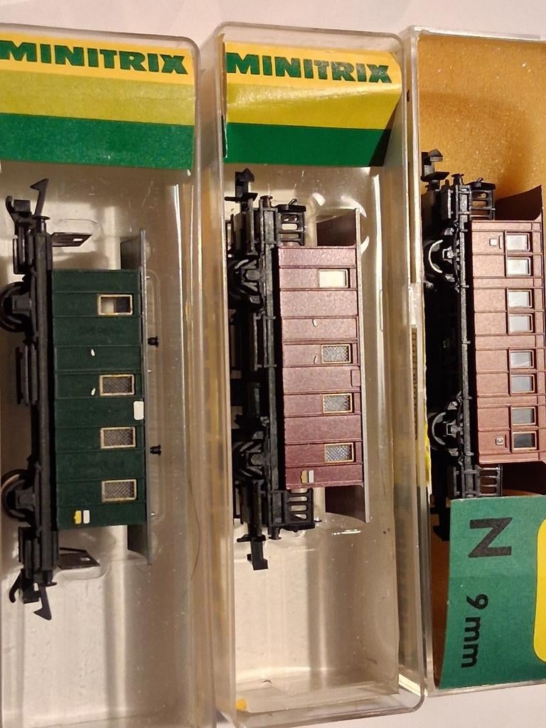 Set van 3 lokaalbaan rijtuigen N-spoor, Hobby en Vrije tijd, Modeltreinen | N-Spoor, Ophalen of Verzenden, Gebruikt, Gelijkstroom