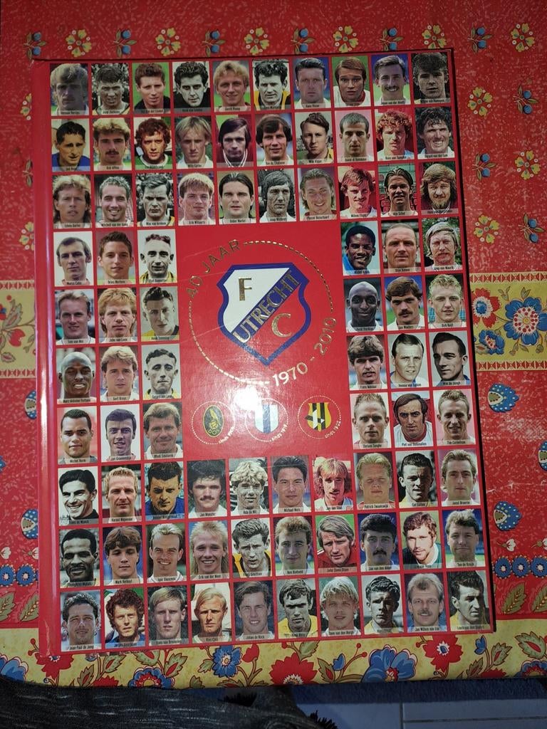 40 jaar FC Utrecht boek, Ophalen of Verzenden, Zo goed als nieuw, Balsport