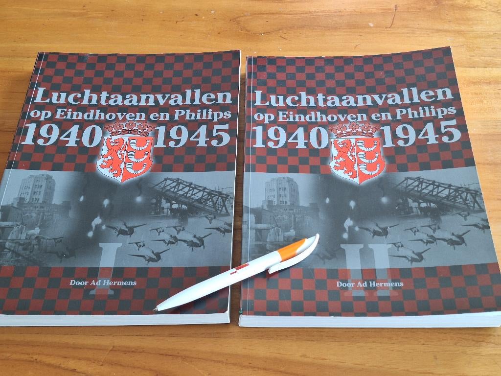 Luchtaanvallen op eindhoven en philips 1940-1945 2 delen, Boeken, Oorlog en Militair, Ophalen of Verzenden, Tweede Wereldoorlog
