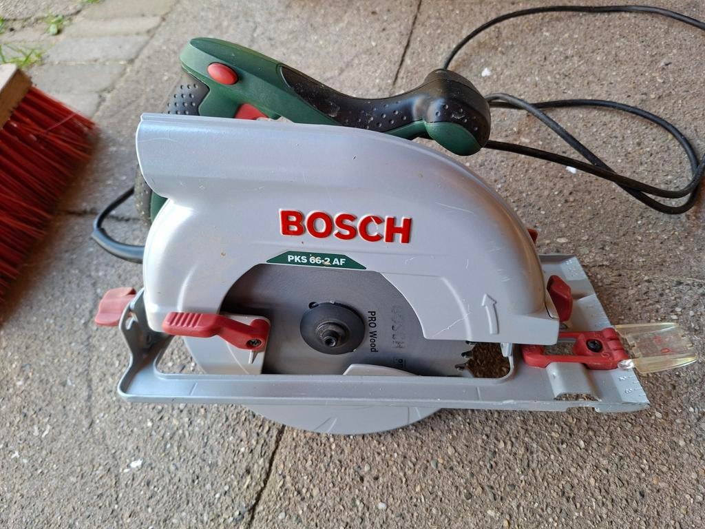 Bosch Cirkelzaag PKS 66-2 AF - Krachtig en Betrouwbaar, Ophalen, Gebruikt, Cirkelzaag, 70 mm of meer
