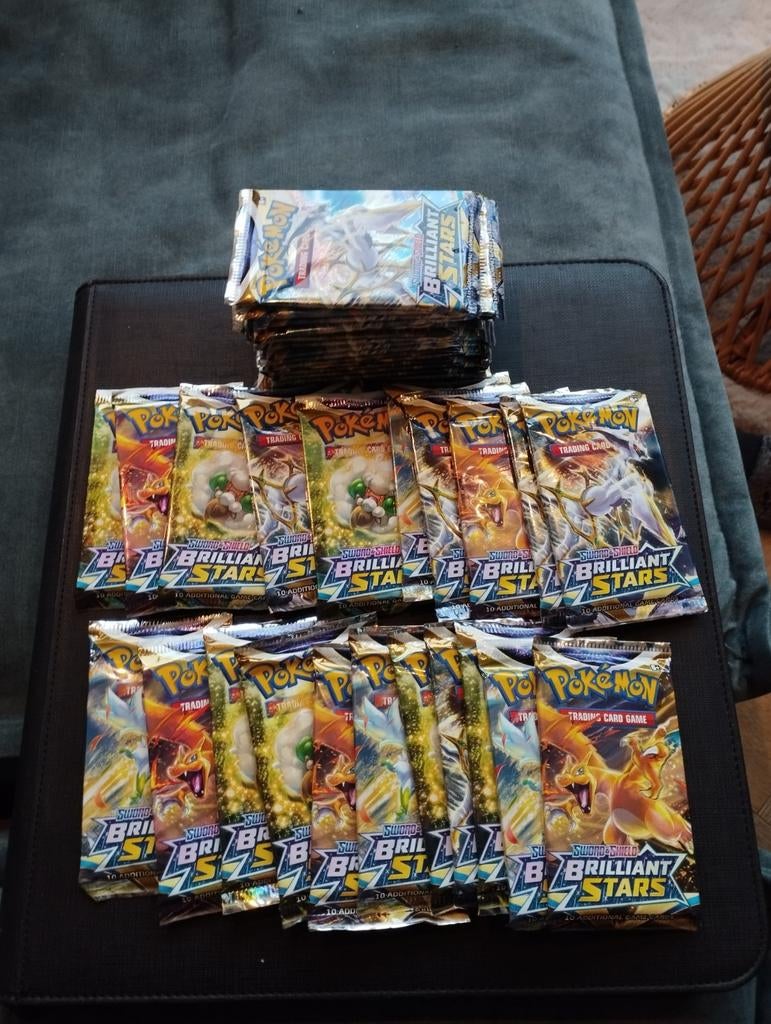 Brilliant stars Pokemon kaarten Boosterpacks Sword & shield, Ophalen of Verzenden, Nieuw, Booster