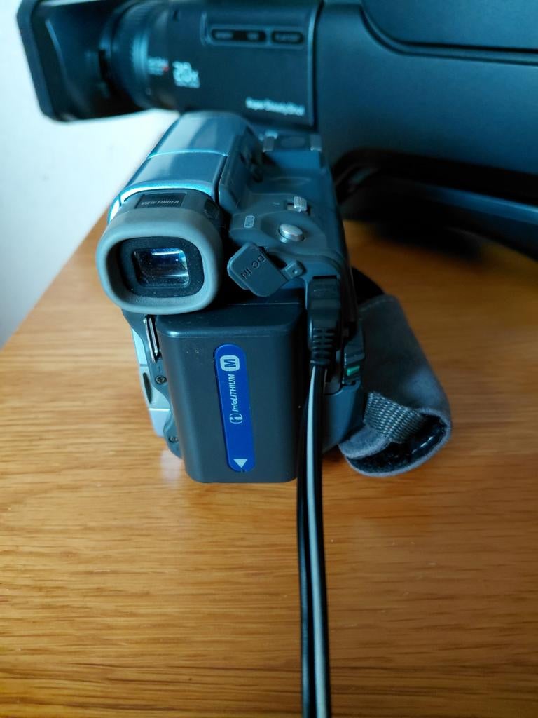 Sony digitale mini dv camera, Ophalen, Mini dv, Sony, 20x of meer