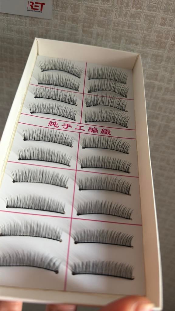 Partij mooie natural nep wimpers 10 paar per doos, Ophalen of Verzenden, Nieuw, Overige kleuren, Ogen