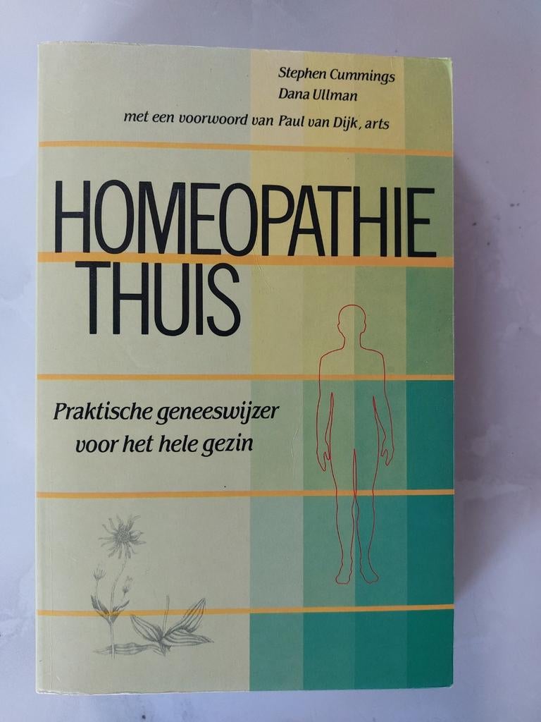 Homeopathie thuis, Ophalen of Verzenden, Zo goed als nieuw