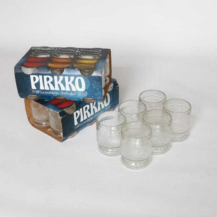 Vintage Riihimäki drinkglazen nieuw Fins design glas, Huis en Inrichting, Keuken | Servies, Nieuw, Glas of Glazen, Overige stijlen