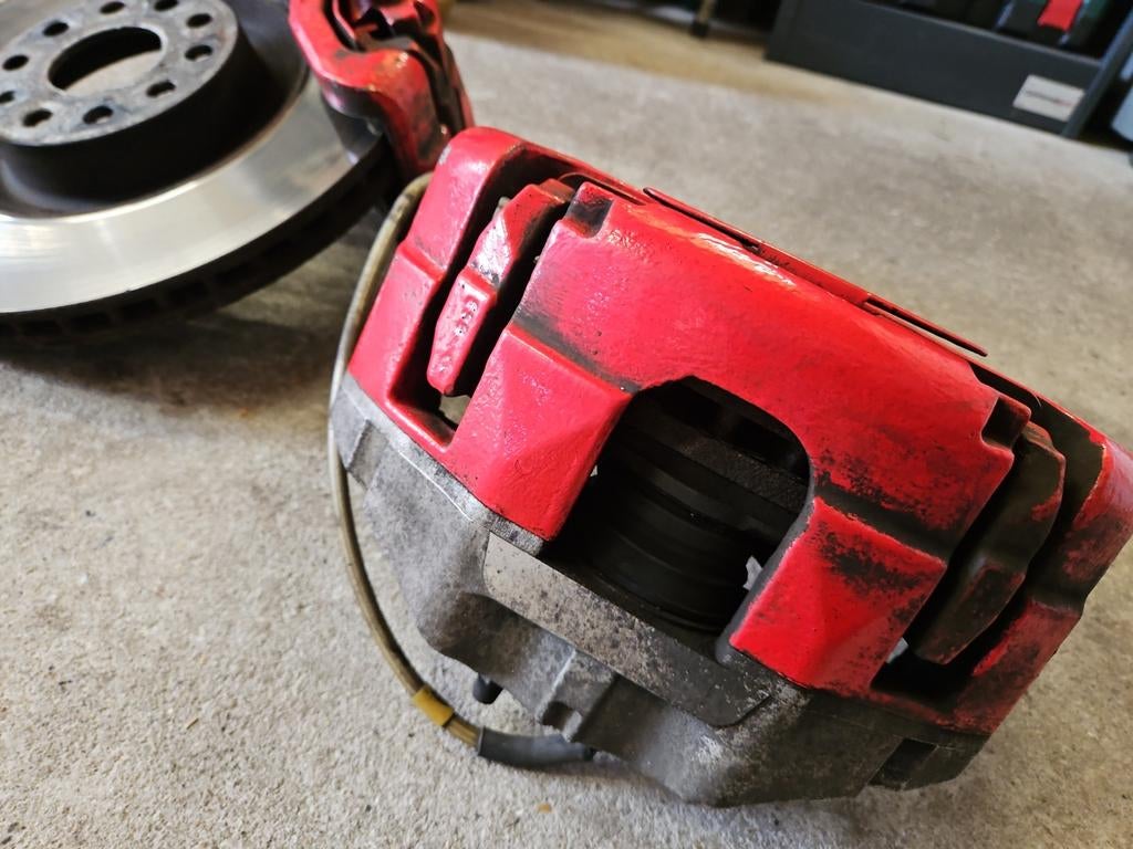 Golf 6 R remmen voorkant, Ophalen of Verzenden