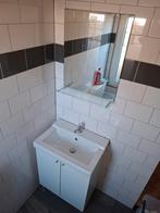 Mooie badkamer wastafel met spiegel, Ophalen