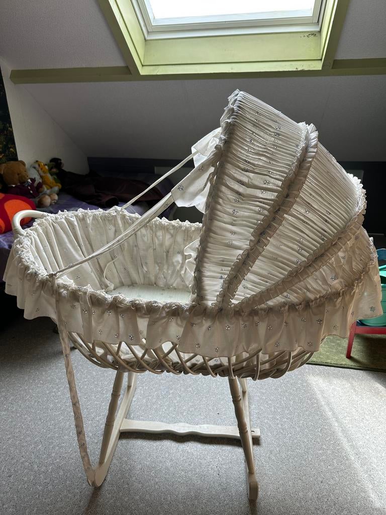 Wieg met kap, Kinderen en Baby's, Ophalen of Verzenden, Zo goed als nieuw, Wieg