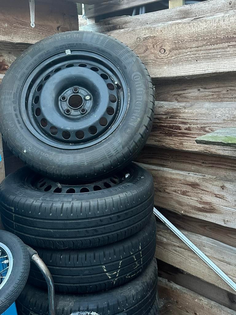 Continental banden incl velg 5 steeks 185/65/R15, Ophalen