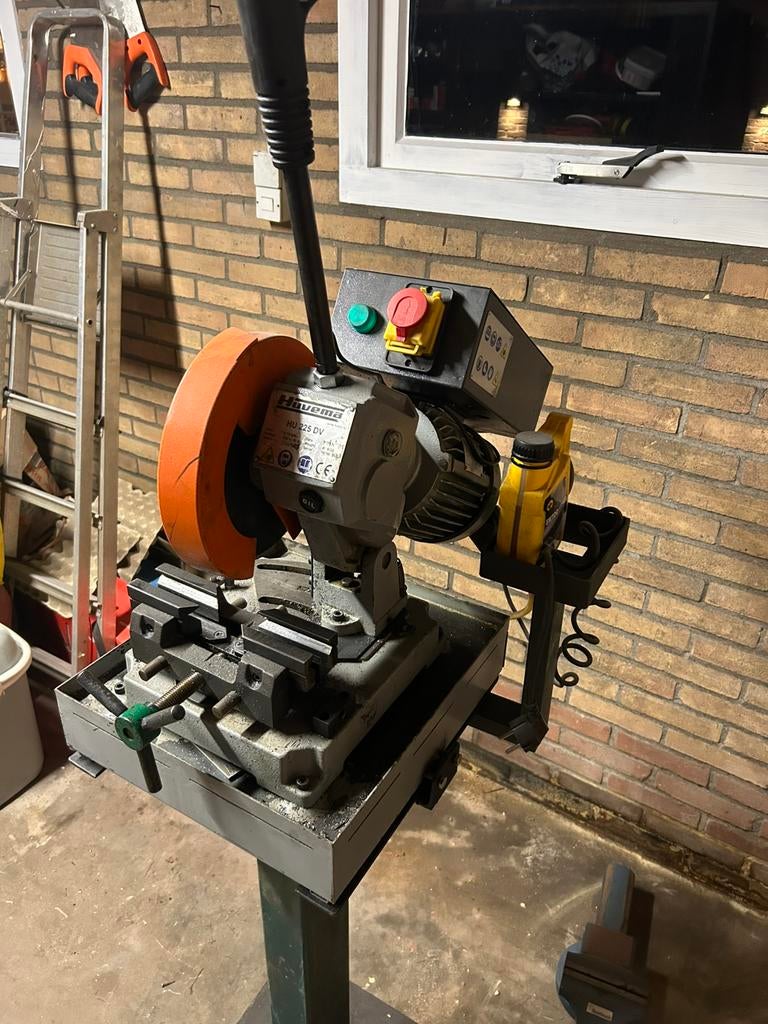 Huvema afkortzaag metaal zaag hu 225 DV, Doe-het-zelf en Verbouw, Ophalen, 70 mm of meer, Zo goed als nieuw, Afkortzaag