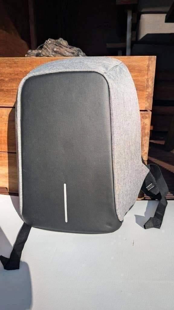 Tas met oplaadpoort, Ophalen, Zo goed als nieuw, Overige merken