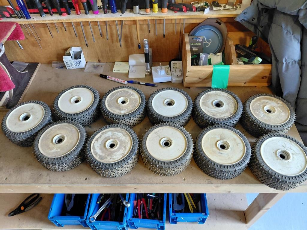 MCD / losi wielen., Hobby en Vrije tijd, Ophalen of Verzenden, Gebruikt, Auto