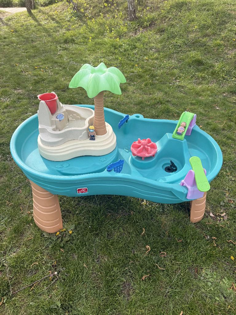 Step2 Splish Splash Watertafel – Met palmboom en waterrad, Ophalen, Zo goed als nieuw