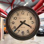 Electrique Brillie dubbelzijdige stationsklok zink slaafklok, Ophalen