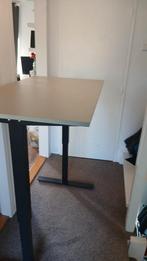IKEA TROTTEN zit/sta bureau 120 x 70 beige, Huis en Inrichting, Bureaus, Ophalen, In hoogte verstelbaar, Gebruikt, Bureau