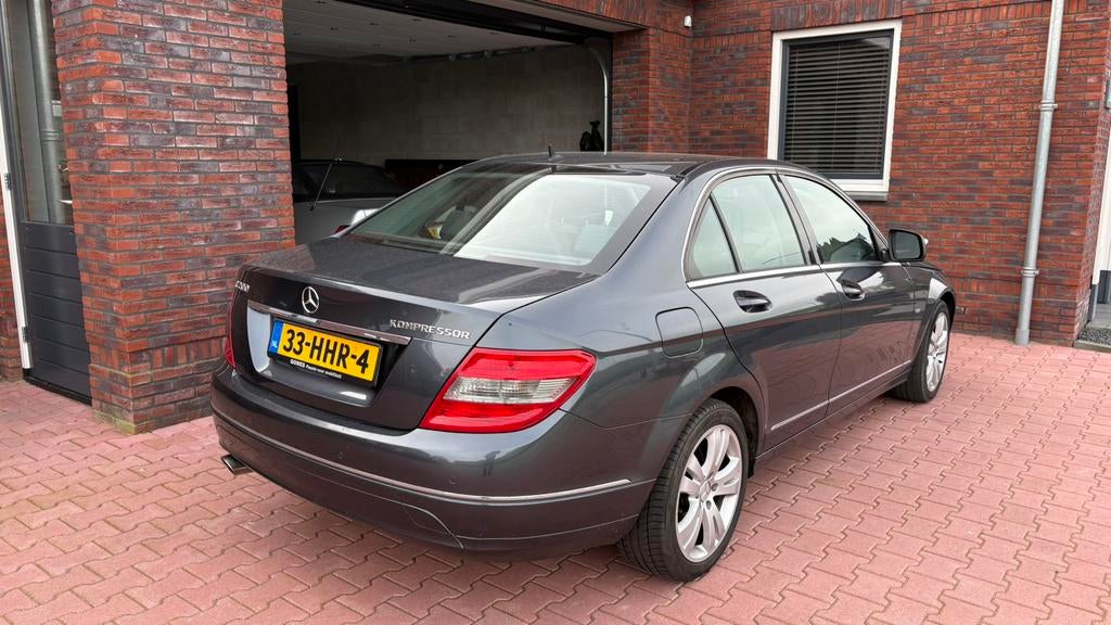 Mercedes c200 automaat w204  1e EIGENAAR inruil bespreekbaar, Auto's, Mercedes-Benz, Achterwielaandrijving, 1800 kg, 4 cilinders