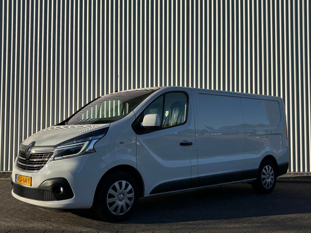 Renault Trafic GB 2.0 dCi L2H1 120pk 2020 EX. BTW/EX. BPM, Auto's, Voorwielaandrijving, Stof, Zwart, Renault
