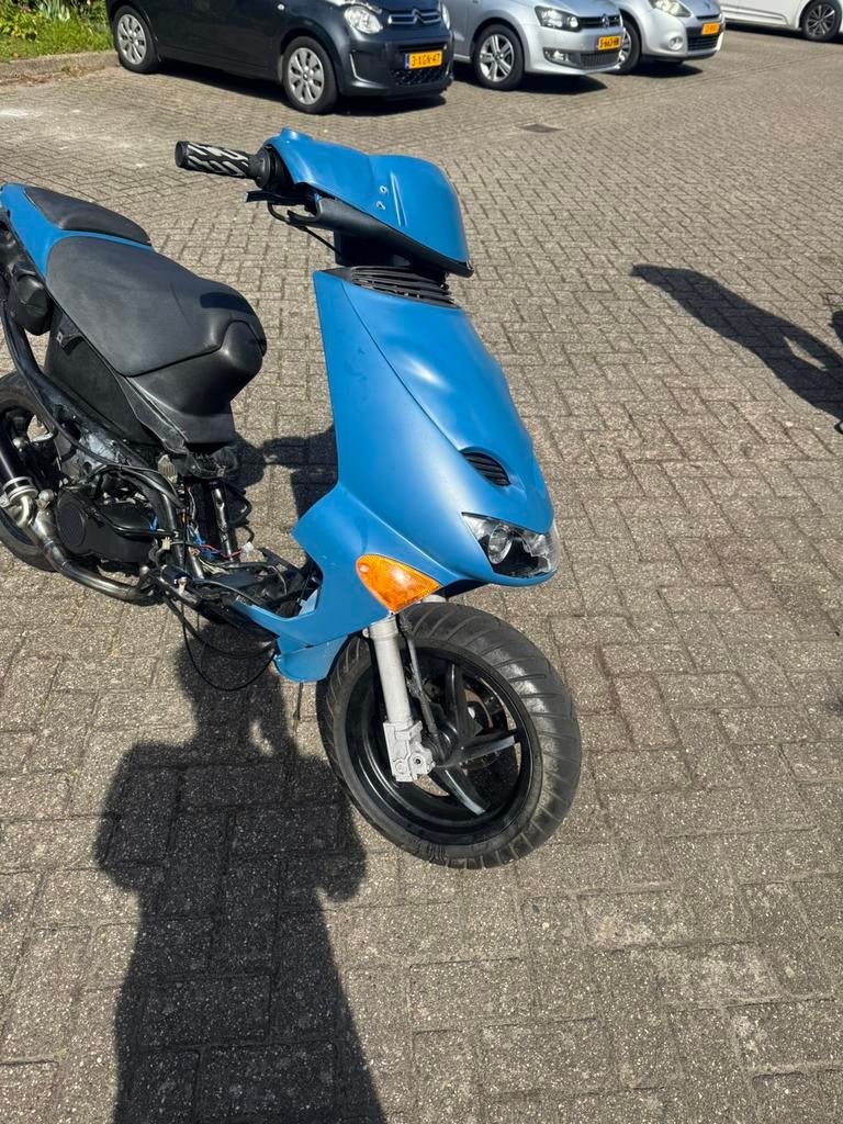 Aprilia sr 50, Ophalen, Zo goed als nieuw, Benzine, Overige merken