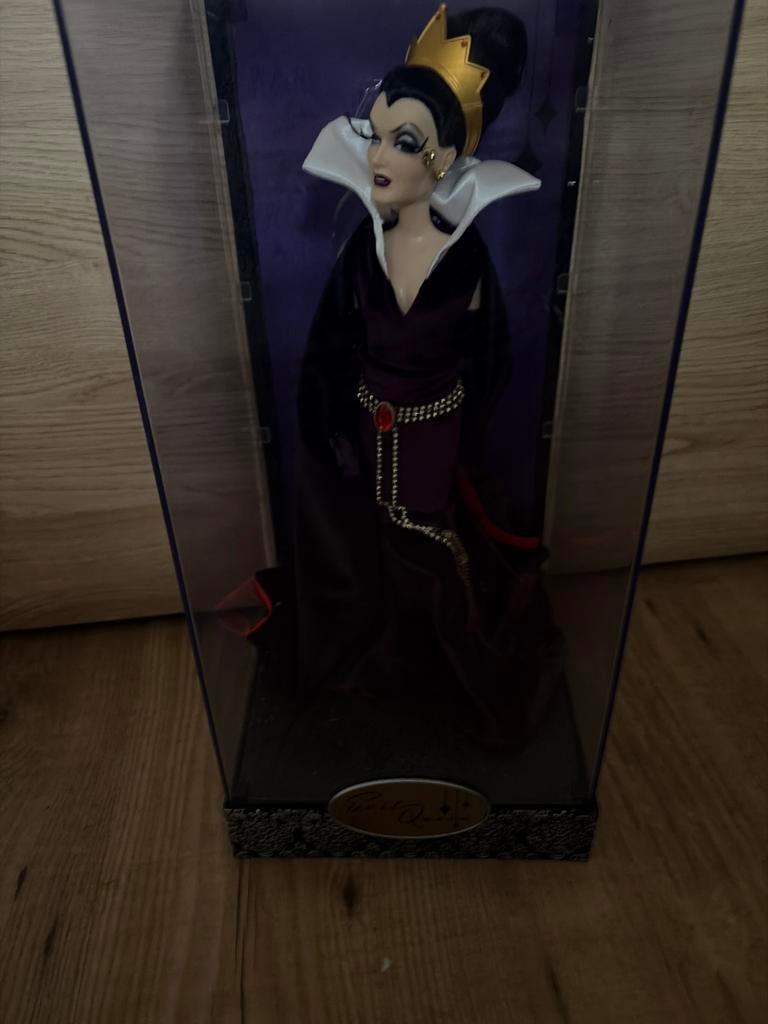 Disney designer evil queen, Verzamelen, Disney, Ophalen of Verzenden, Overige figuren, Zo goed als nieuw, Beeldje of Figuurtje