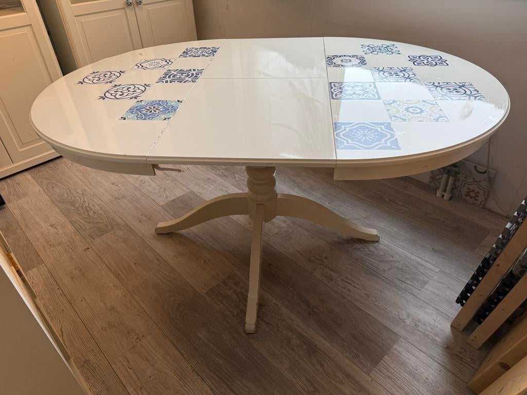 Ovale eettafel met uniek design, 100 tot 150 cm, Ophalen of Verzenden, Zo goed als nieuw, Vier personen