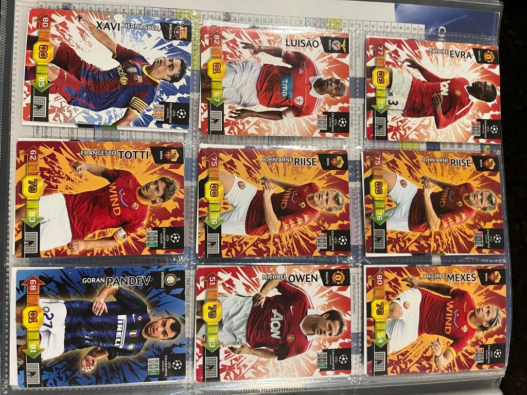 Panini UEFA Champions League 2010-2011 verzamelmap, Verzamelen, Ophalen, Gebruikt, Buitenlandse clubs, Boek of Tijdschrift