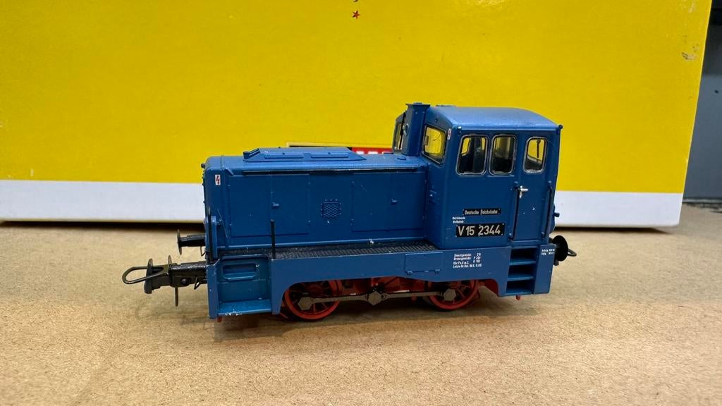Brawa Diesellok DR V15 2344 in gelijkstroom no 42618, Ophalen of Verzenden, Zo goed als nieuw, Gelijkstroom, Overige merken