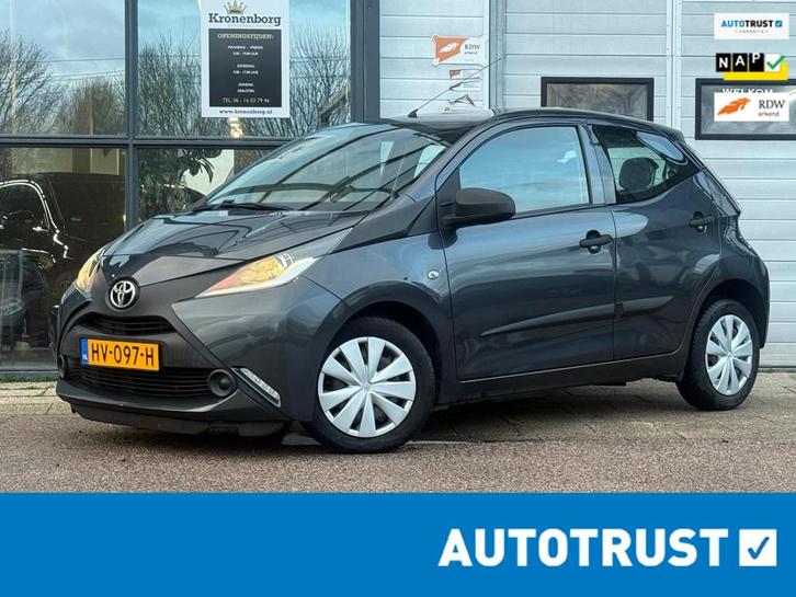 Toyota Aygo 1.0 VVT-i x-Play, CARPLAY, NAP, APK, Auto's, Toyota, Bedrijf, Te koop, Aygo, ABS, Airbags, Airconditioning, Centrale vergrendeling
