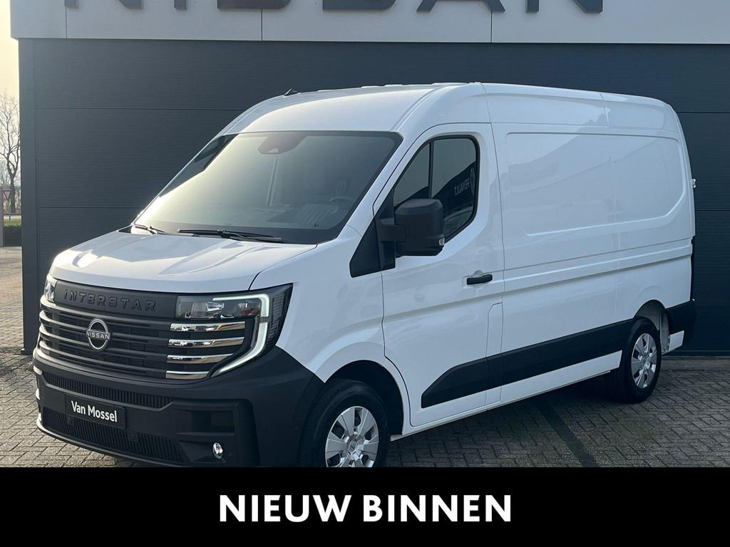 Nissan Interstar-e L2H2 Limited 87 kWh 140PK | 0,0% Rente fi, Auto's, Bestelauto's, Stof, 143 pk, Met garantie (alle), Wit