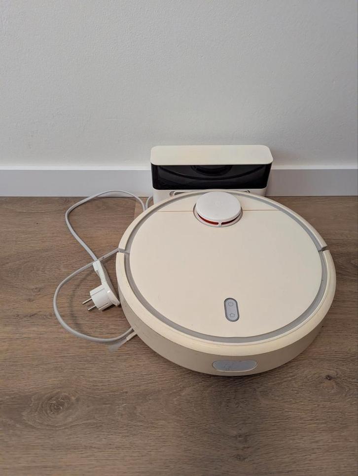 Robot stofzuiger Xiaomi, Witgoed en Apparatuur, Stofzuigers, Niet werkend, Robotstofzuiger, Reservoir, Ophalen