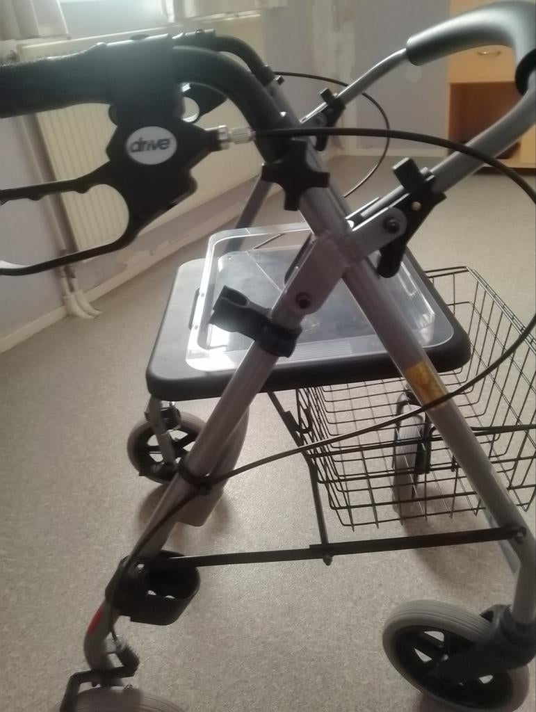 Nieuwe rollator drive lichtgewicht compleet, Ophalen, Lichtgewicht