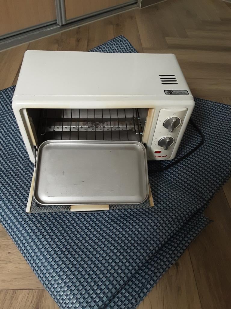 Compacte Tomado mini-oven - Ideaal voor kleine keukens, Ophalen, Minder dan 45 cm, Gebruikt, Minder dan 45 cm
