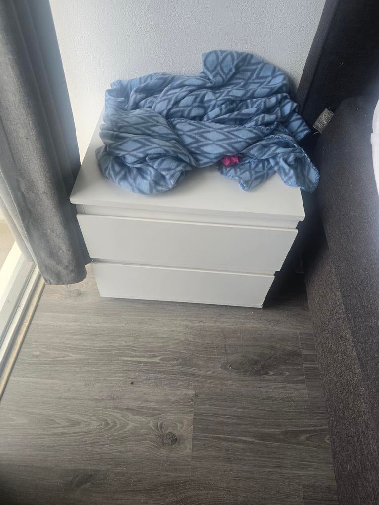 Witte ladekast met twee lades, Ophalen, Gebruikt, Minder dan 45 cm, 55 tot 70 cm