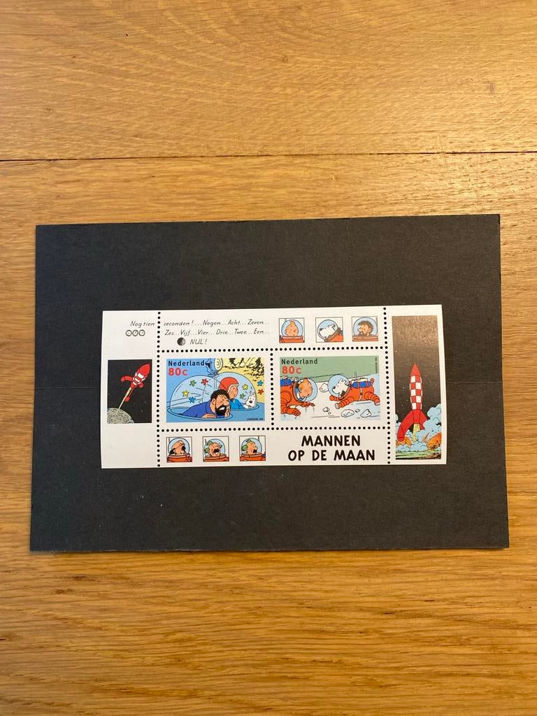 Postzegelvelletje 'Mannen op de maan' - Kuifje, Ophalen of Verzenden, Na 1940, Postfris