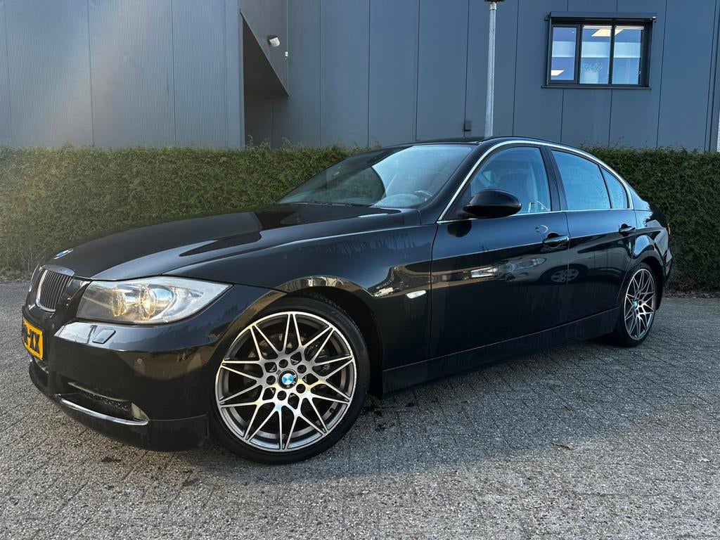 BMW 3-Serie 325 2.5 217pk Airco xenon cruise *262919km*, 745 kg, Achterwielaandrijving, 2497 cc, Zwart