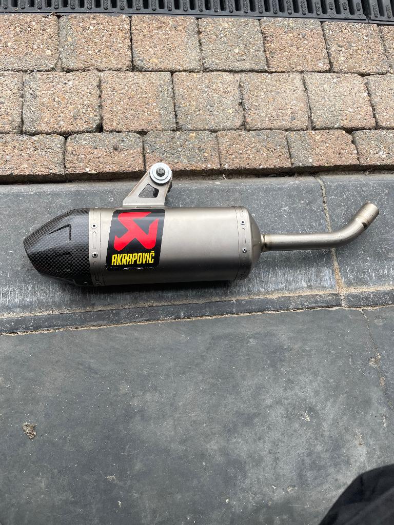 2-takt akrapovic demper, Ophalen of Verzenden, Zo goed als nieuw