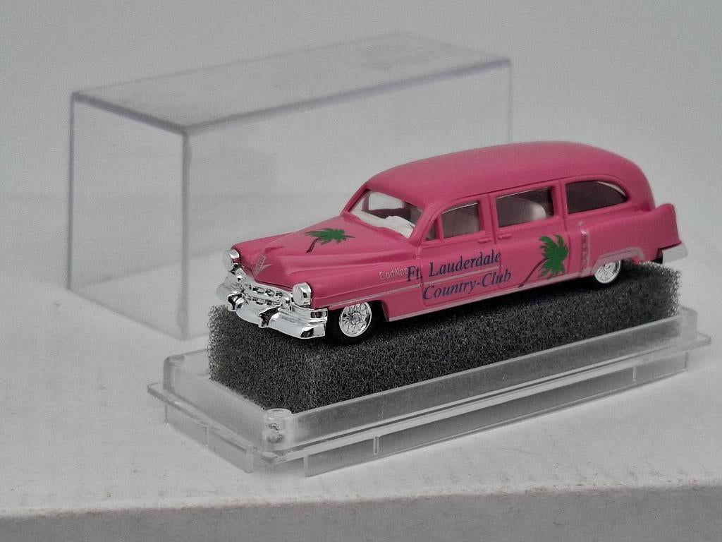 Cadillac limousine (1954) - Praliné 1/87, Verzenden, Zo goed als nieuw, Auto, Overige merken