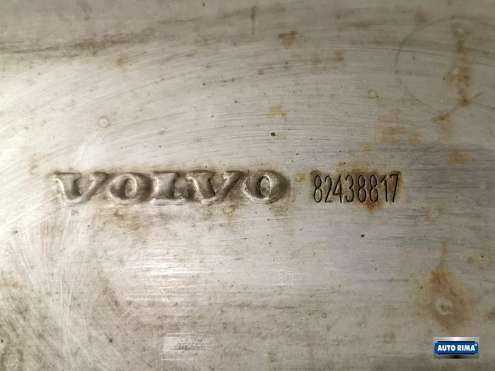 Uitlaat Midden + Einddemper van een Volvo V60, Gebruikt, -, -, Ophalen of Verzenden