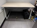 Kantoor Bureau IKEA, Ophalen of Verzenden, Zo goed als nieuw, Bureau