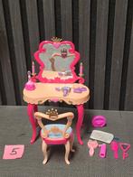Barbie ,Simba make-up tafel met accessoires, Ophalen of Verzenden, Zo goed als nieuw, Barbie