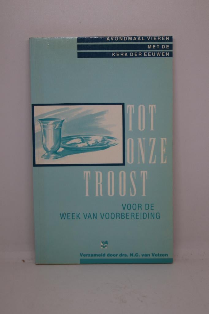 Tot onze troost - N.C. van Velzen, Ophalen of Verzenden, Zo goed als nieuw