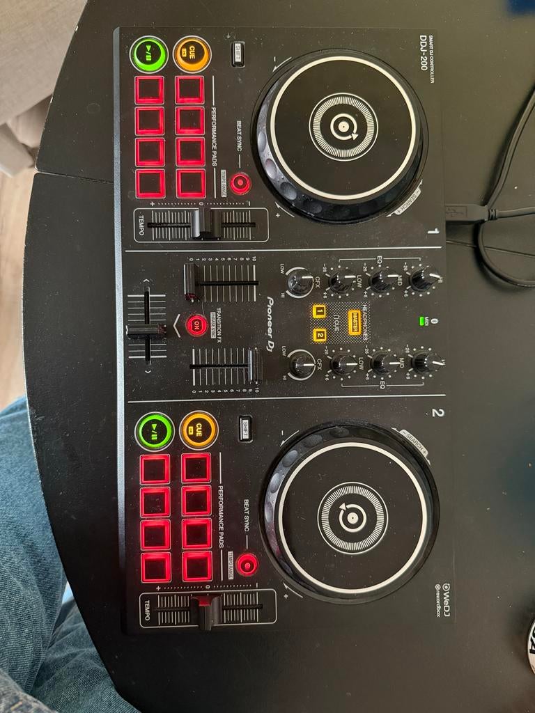 Pioneer DJ DDJ-200 Smart DJ Controller, Muziek en Instrumenten, Dj-sets en Draaitafels, Ophalen of Verzenden, Zo goed als nieuw