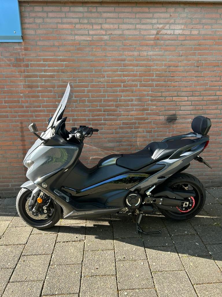 Yamaha TMAX 560 (2021)  – Polini performance - (YP 250 2013), Fietsen en Brommers, Ophalen, Zo goed als nieuw