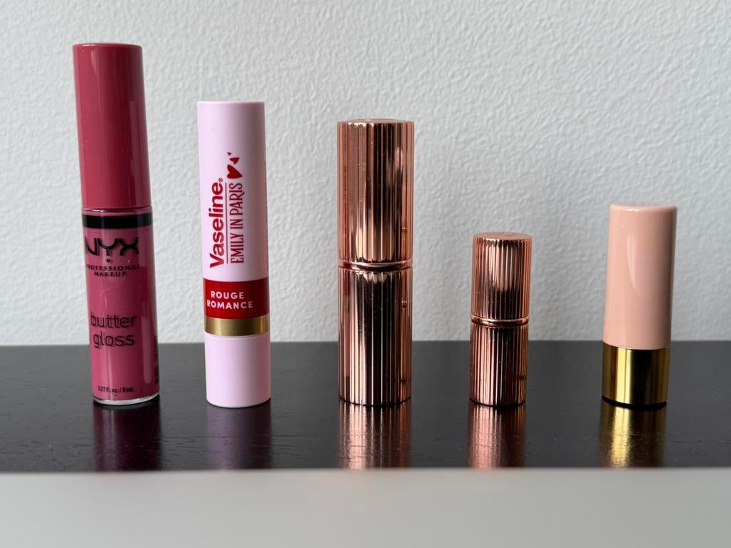 Verschillende Lipsticks - Gucci, Charlotte Tilburry, Nyx, Ophalen of Verzenden, Zo goed als nieuw, Lippen