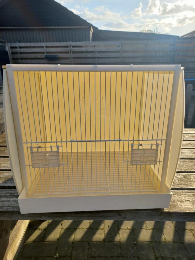 Te koop kunststof broedkooi, 2 stuks zijn te koppelen, Dieren en Toebehoren, Ophalen, Gebruikt, Kunststof, Broedkooi of Kweekkooi