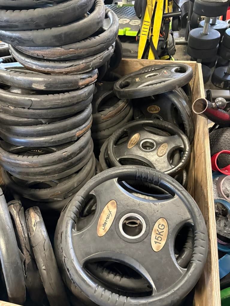 675 kg olympische halter schijven lifemaxx, Sport en Fitness, Fitnessmaterialen, Halterschijven, Olympische halter schijven, Gebruikt